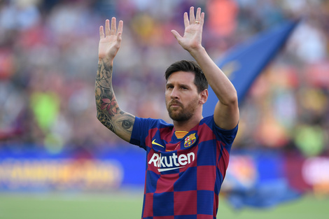 Lionel Messi podría quedarse una temporada más en el Barcelona.