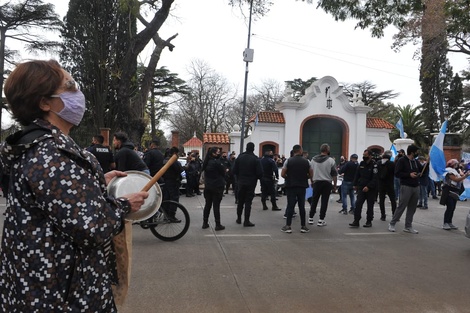 "Acá lo único que se pide es que se respete el petitorio", dijo uno de los manifestantes.