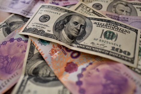 Pesos como dólares. Los nuevos depósitos ajustarán por tipo de cambio.