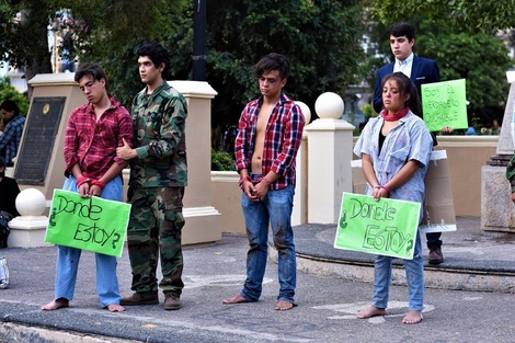 Estudiantes de Salta recordaron La Noche de los Lápices