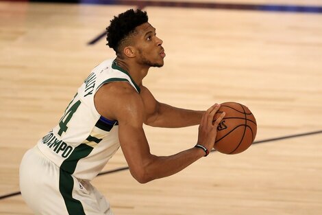 NBA: Antetokounmpo fue elegido MVP y se despertó la polémica