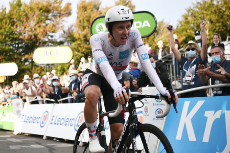 Tour de France: Pogacar ganó la cotrarreloj y desplazó a Roglic