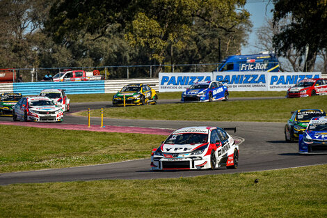 Matías Rossi logró la primera pole del Súper TC 2000 en el Gálvez