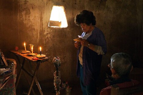 En Tres Pozos conviven las costumbres criollas de antaño con la presencia creciente del evangelismo.