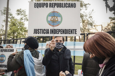 Las marchas piruchas de Juntos por el Cambio