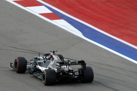 Hamilton fue penalizado y no logró igualar el récord de Schumacher