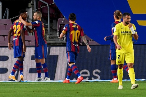 Con un gol de Messi de penal Barcelona aplastó a Villarreal