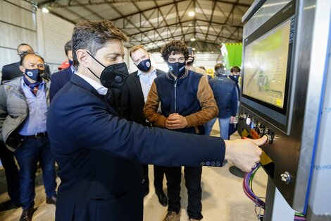 Kicillof presentó un sistema para reducir el volumen y el peso de los residuos urbanos