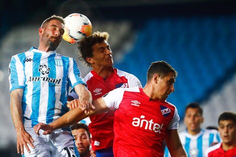 Racing buscará revancha en Montevideo.