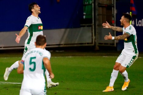 Lucas Boyé festejó para lograr el primer triunfo de Elche