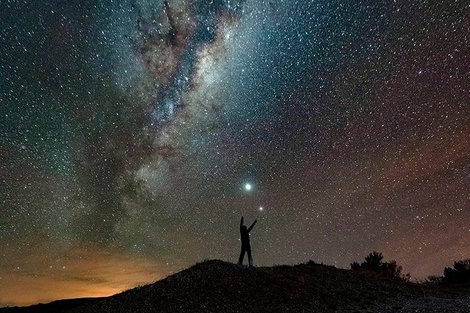 La NASA destacó una foto de Júpiter y Saturno tomada por un argentino