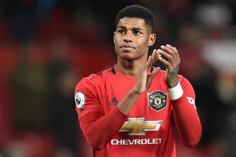 Marcus Rashford: El goleador del United, condecorado por la Reina de Inglaterra