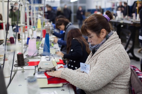 Las brechas de género en industria, energía y construcción son de las más altas en las distintas ramas de actividad.