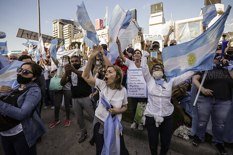 Los carteles con consignas muy diversas son ya un clásico de estas marchas. 