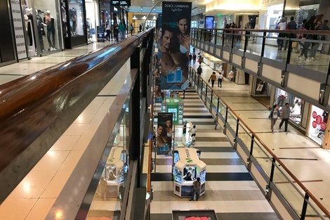 El miércoles al mediodía podrían reabrir los shoppings en la Ciudad de Buenos Aires