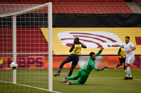 Eliminatorias: Ecuador se impuso 4-2 a Uruguay en Quito 