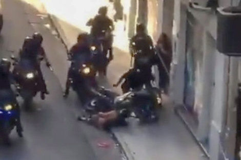 Condenan al policía que atropelló con su moto a un joven durante la represión de 2017