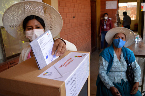 Bolivia: dos países diferentes, una salida política compleja 