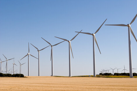 Los costos de la generación de energía renovable vienen descendiendo de modo sostenido. 