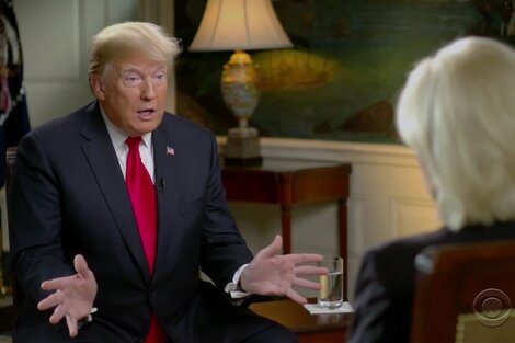 Donald Trump abandonó una entrevista por las preguntas de la periodista