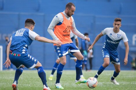 Federico Mancuello vuelve al fútbol argentino tras cinco años en el exterior. Lo repatrió Vélez.