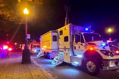 Halloween en Canadá: un hombre disfrazado con traje medieval mató con un sable a dos personas 