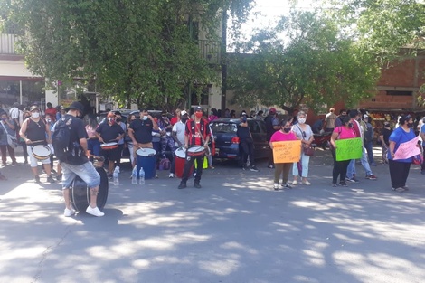 Feriantes piden trabajar los domingos, pero el COE no lo autoriza