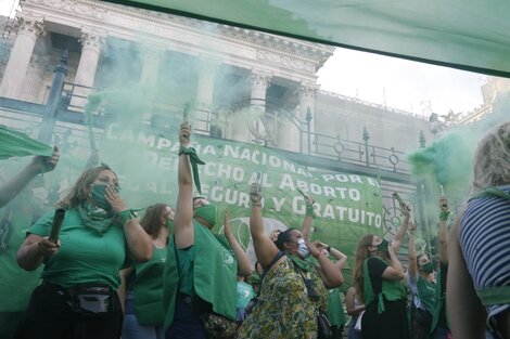 El “pañuelazo” del día después en el Congreso