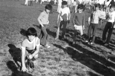 Maradona con Los Cebollitas, el equipo que lo lanzó a la fama.