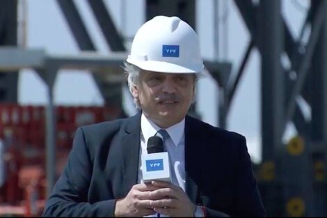 Fernández en Loma Campana cuando dio luz verde para avanzar con el diseño del plan.