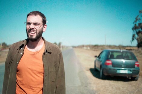 La película se construye como una particular apropiación campera del folk horror. 