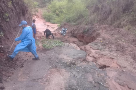 El paraje el Sauzal aislado por el desmoronamiento del camino