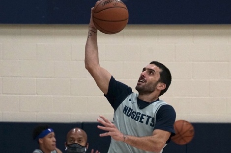 Facundo Campazzo ya forma parte del plantel de Denver Nuggets.