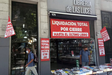 “150 mil ejemplares a precios apenas mayores que el de un diario esperan ser rescatados", dicen en Avda. de Mayo 979.