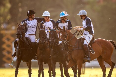 La Dolfina recuperó su nivel y está en la final del Argentino de polo