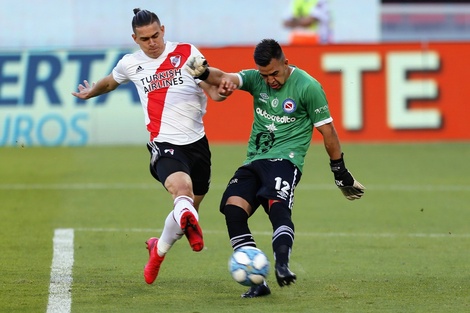 River no pudo con Argentinos en la Copa Maradona