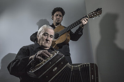 El "Cholo" es un maestro para Tessa y Montironi admira al guitarrista  (Fuente: Guillermo Turin Bootello)