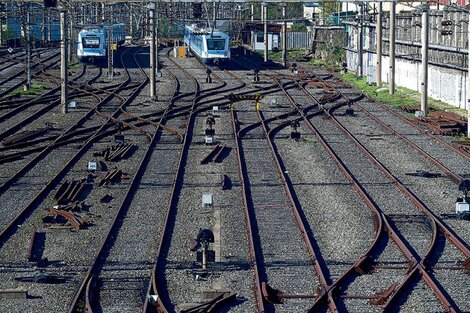 El servicios de trenes comenzará a normalizarse a las 11:00 de la mañana debido a que el gremio ferroviario La Fraternidad acató la conciliación obligatoria dictada por el ministerio de Trabajo.