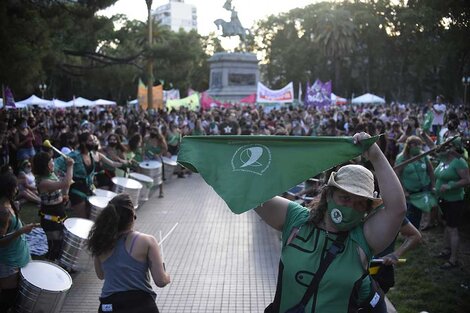 La marea verde espera por la ley 