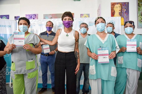 Mayra Mendoza participó en Quilmes de la vacunación con la Sputnik V