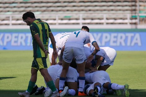 Central venció a Aldosivi y se suma a la pelea por el cupo a la Sudamericana