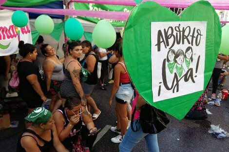 La marea verde, a pleno en Plaza Congreso