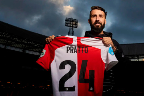 Lucas Pratto fue presentado en el Feyenoord neerlandés