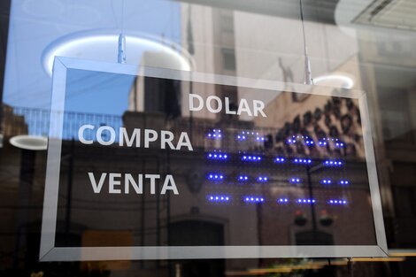 El dólar blue arrancó el año financiero sin cambios