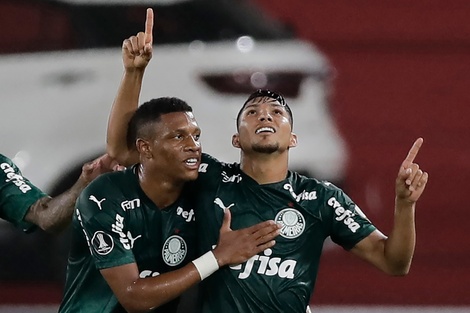 River fue goleado por Palmeiras y complica su futuro en la Copa