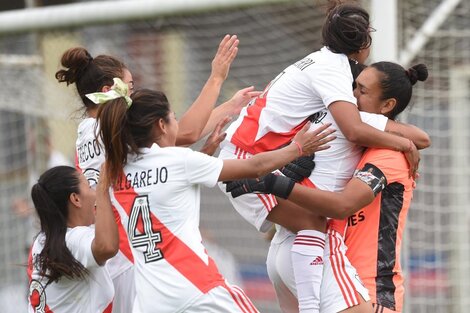 River venció por penales a la UAI y es finalista