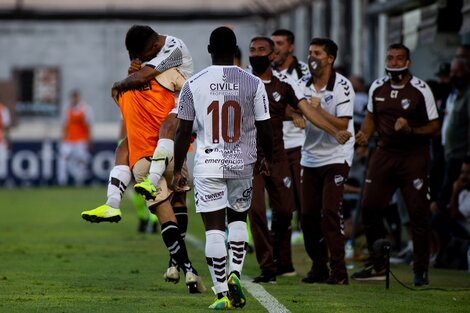 La Primera Nacional define hoy a los finalistas por el ascenso