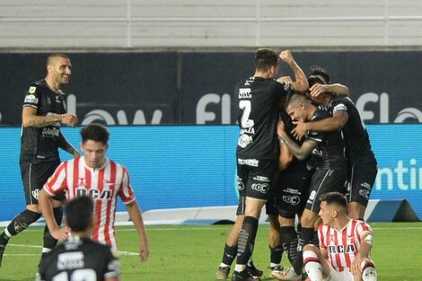 Copa Diego Maradona: Estudiantes cerró un torneo para el olvido