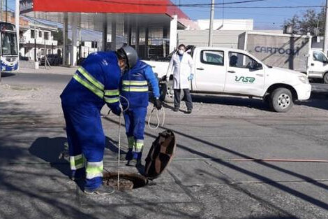 Destacan el análisis de aguas servidas para alertas de covid