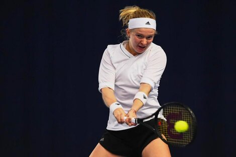 Quién es Francesca Jones, la tenista con ocho dedos que jugará su primer Grand Slam